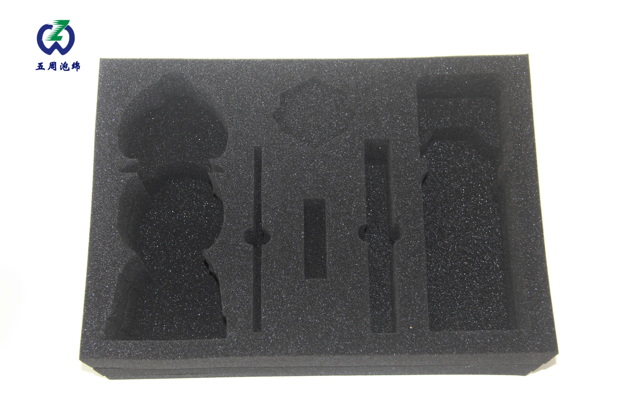 高性能PU海綿內(nèi)襯的結(jié)構(gòu)設(shè)計(jì)與功能優(yōu)勢解讀