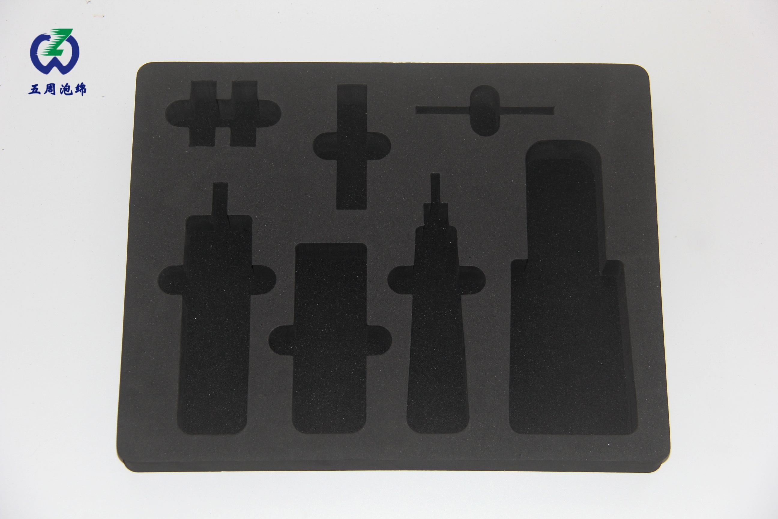 產(chǎn)品與設(shè)備雙驅(qū)動，五周泡棉的硬核實力