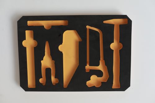 選泡棉廠家看什么？五周泡棉的資質(zhì)與服務(wù)有何亮點？