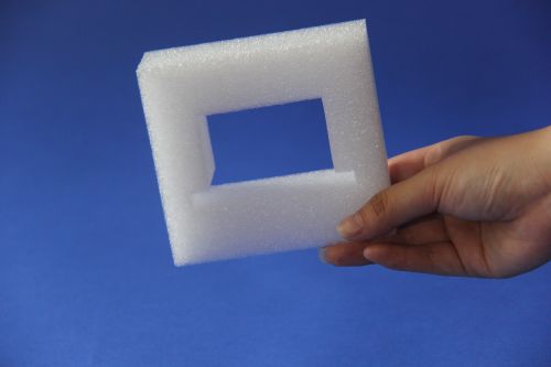 工藝品包裝用 EPE 珍珠棉內(nèi)襯？這樣定制更顯高端